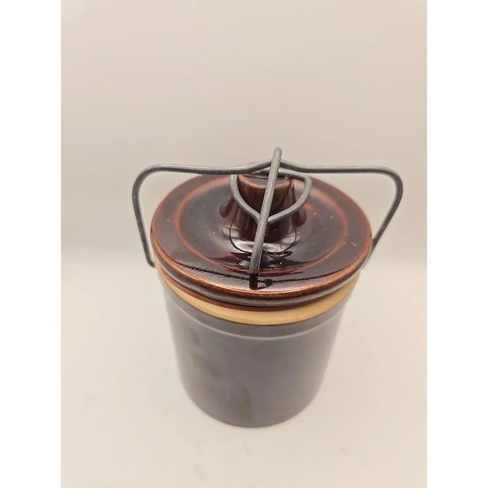 Vintage Small Glazed Butter Cheese Crock w/ Locking Bale Wire Lid Brown‎ Color